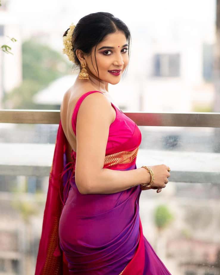 sakshi agarwal - updatenews360