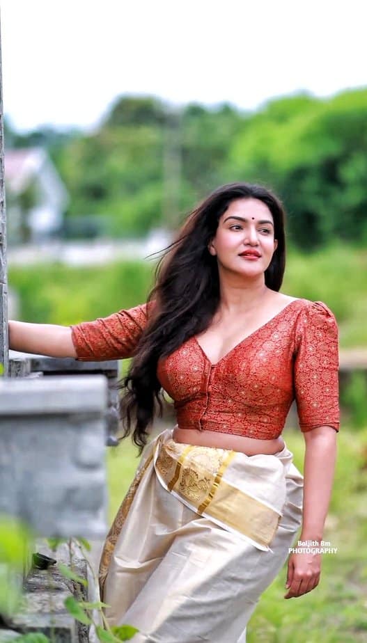 honey rose - updatenews360