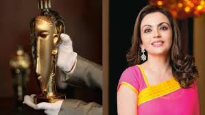 nita ambani Gold water bottle